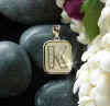 hawaiian_jewelry_dia_initial_pend.jpg (23101 bytes)