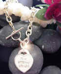 hawaiian_jewelry_toggle_bracelet.jpg (28305 bytes)