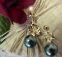 tahitian_pearls_plumeria_er.jpg (24447 bytes)